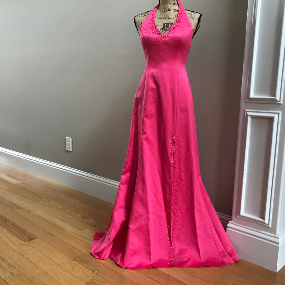 Elegant pink halter prom dress with beading